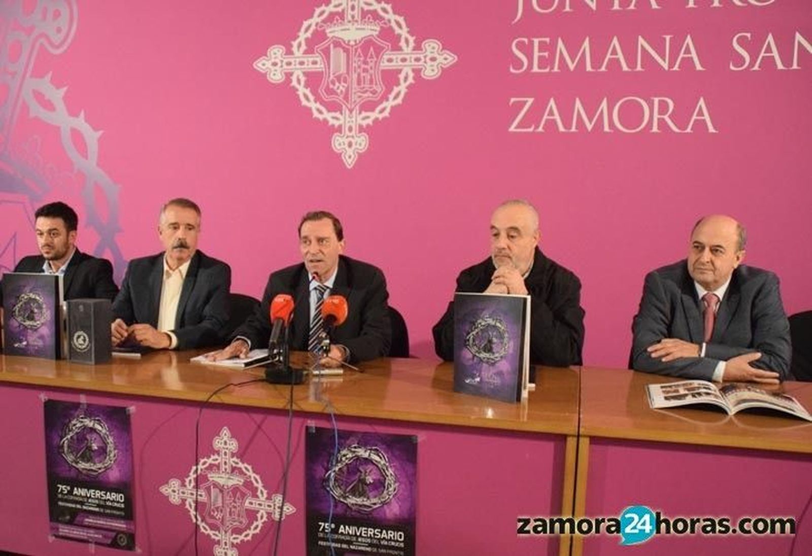 Jesús del Vía Crucis edita una revista especial con motivo de su 75 aniversario