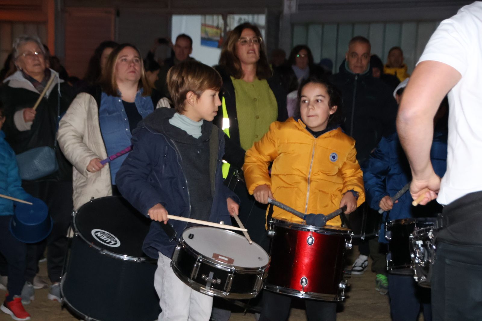 Pasacalles, batucada día Santa Cecilia