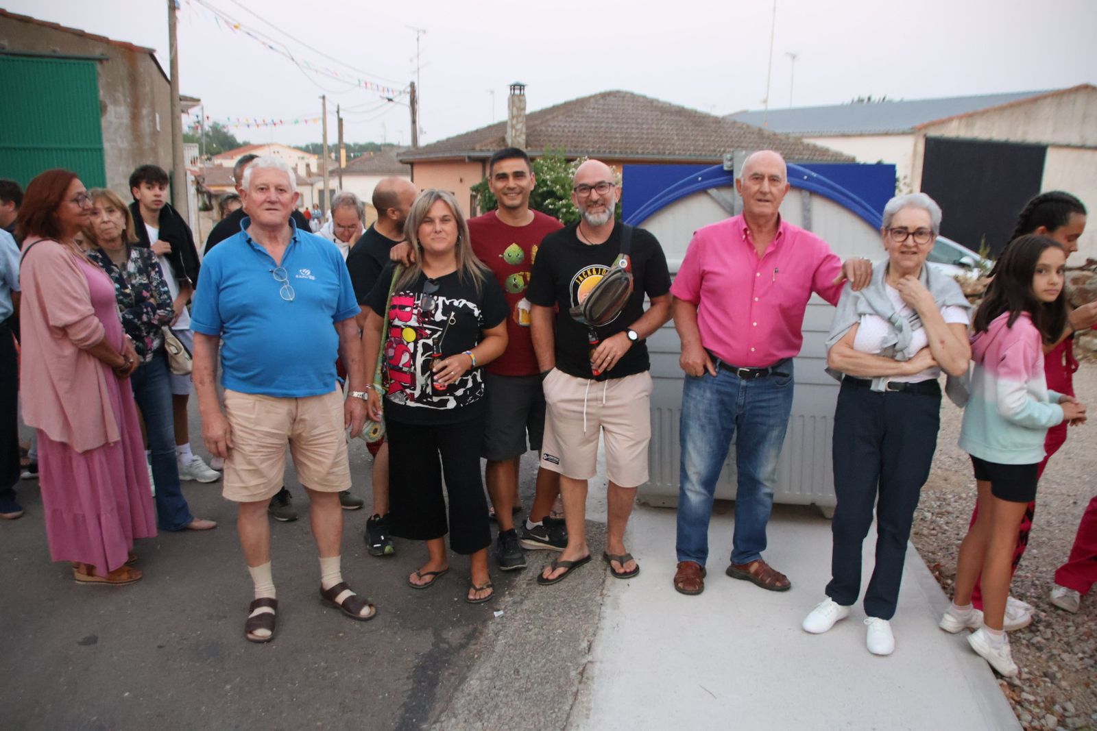 Villagonzalo, cena de chichas en la pista 