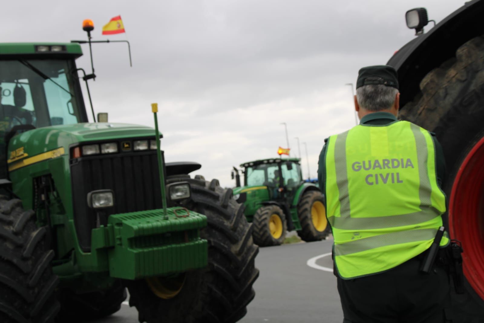 whatsapp-image-2024-02-07-at-13-27-52