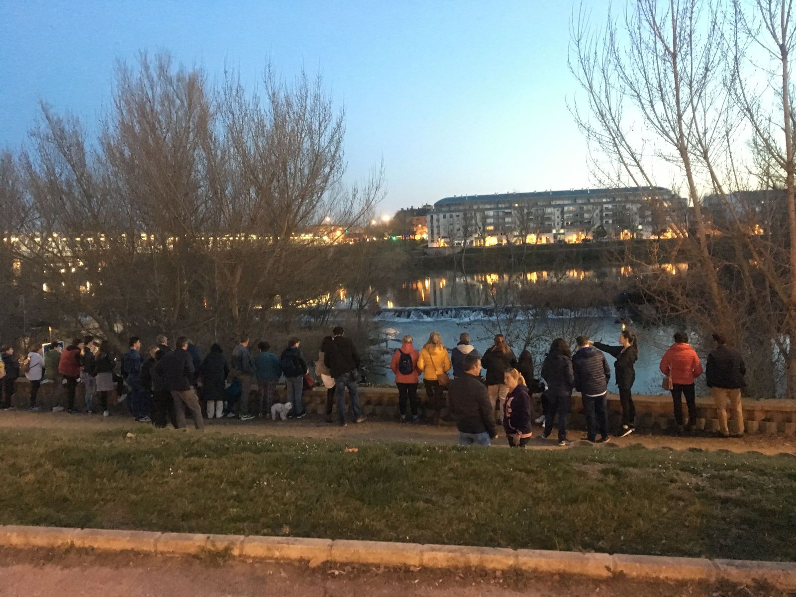 211B5B28 AC58 412C 83CB 80FD3FAEBBC7