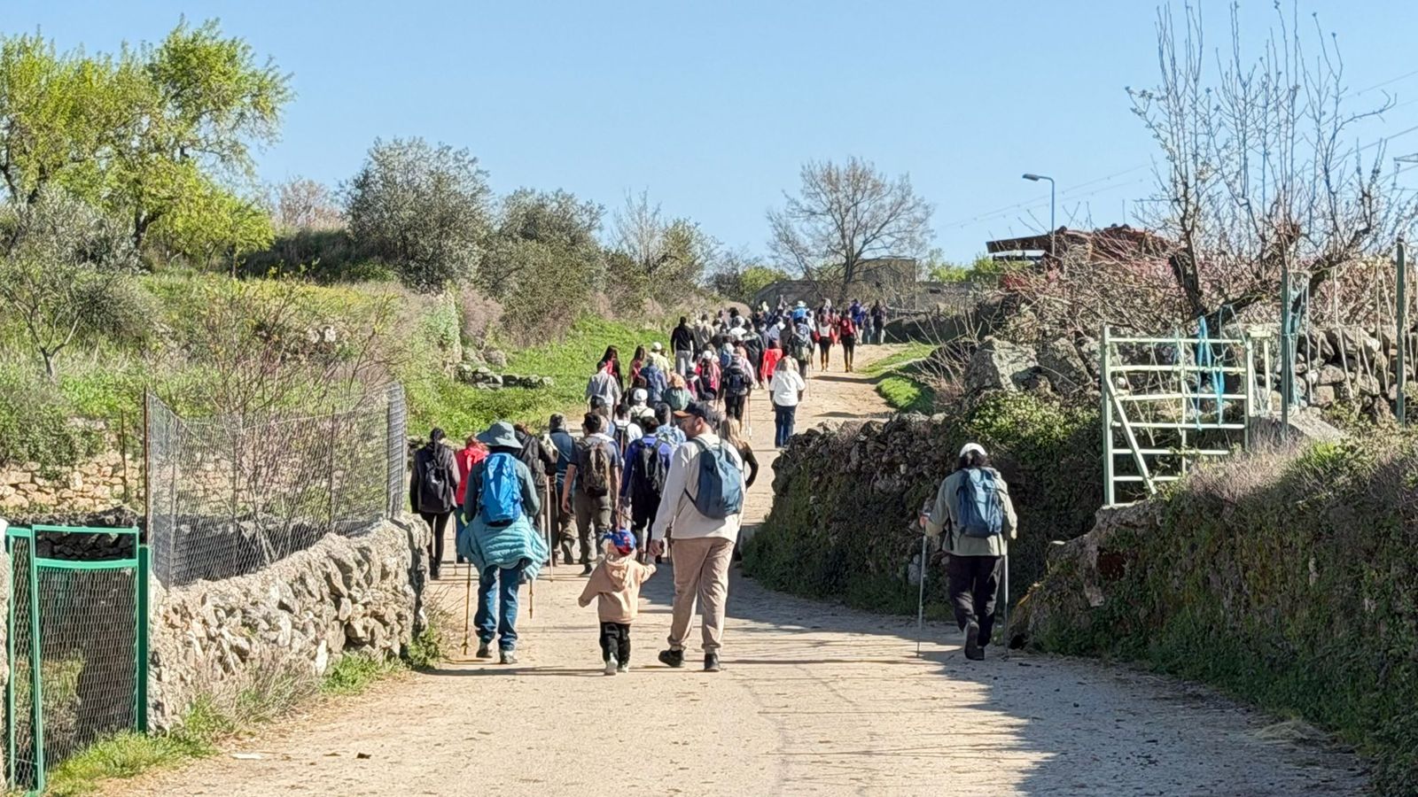 Marcha senderiesta mieza