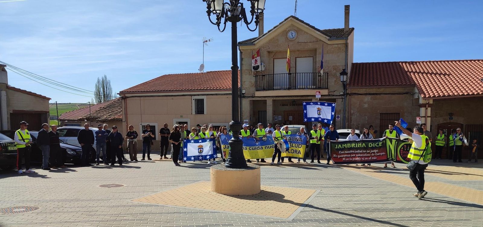 Cacerolada en Jambrina este pasado fin de semana