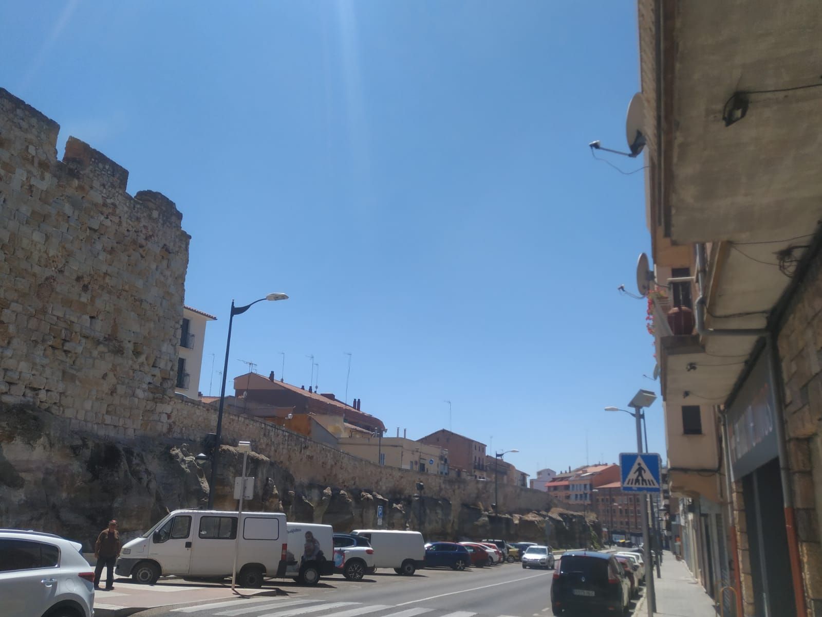 Calor y cielo despejado en Zamora
