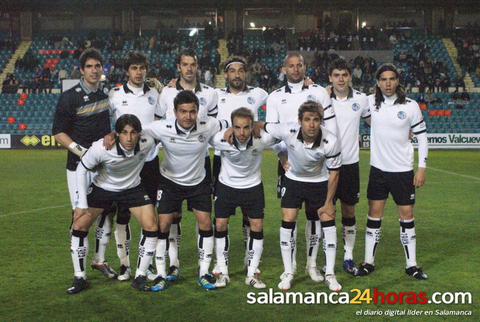 Once inicial de la Unión Deportiva Salamanca en Segunda B Once inicial de la Unión Deportiva Salamanca en Segunda B