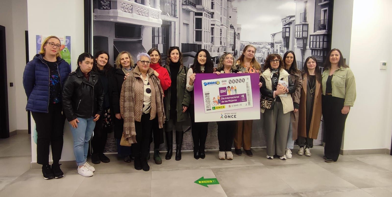 ‘Hablando con ellas’ en Zamora la ONCE presenta un cupón muy especial dedicado a las mujeres para el 8M