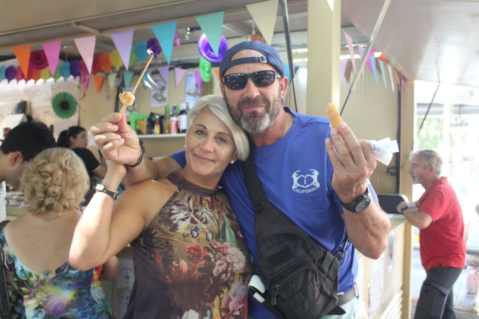 Ambiente en la Feria de Día en el mediodía de este sábado