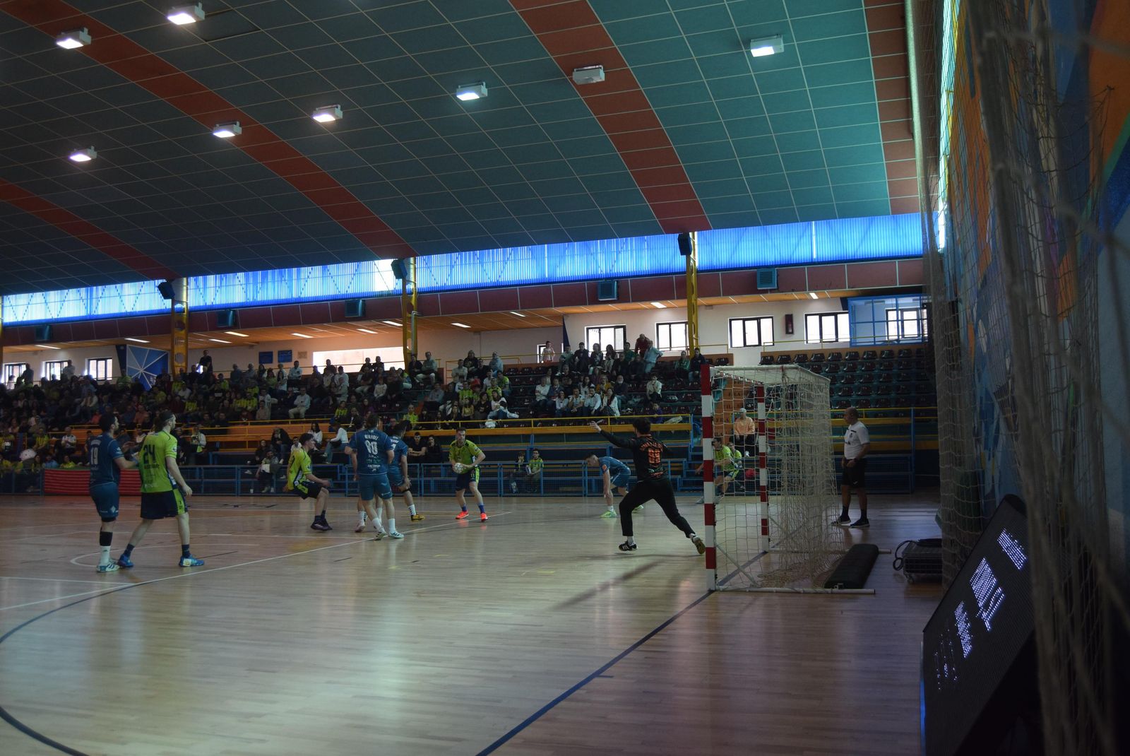 whatsapp-image-2025-04-13-at-13-12-42