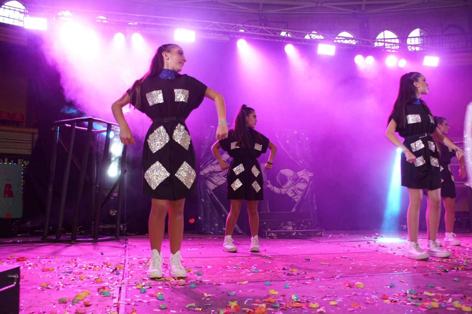 Emoción y creatividad en la primera cita del Play Back infantil en Alba de Tormes
