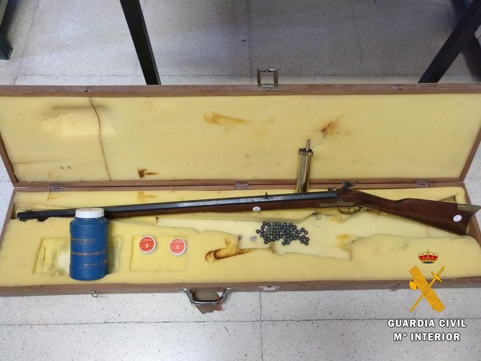 19 07 18 RIFLE AVANCARGA