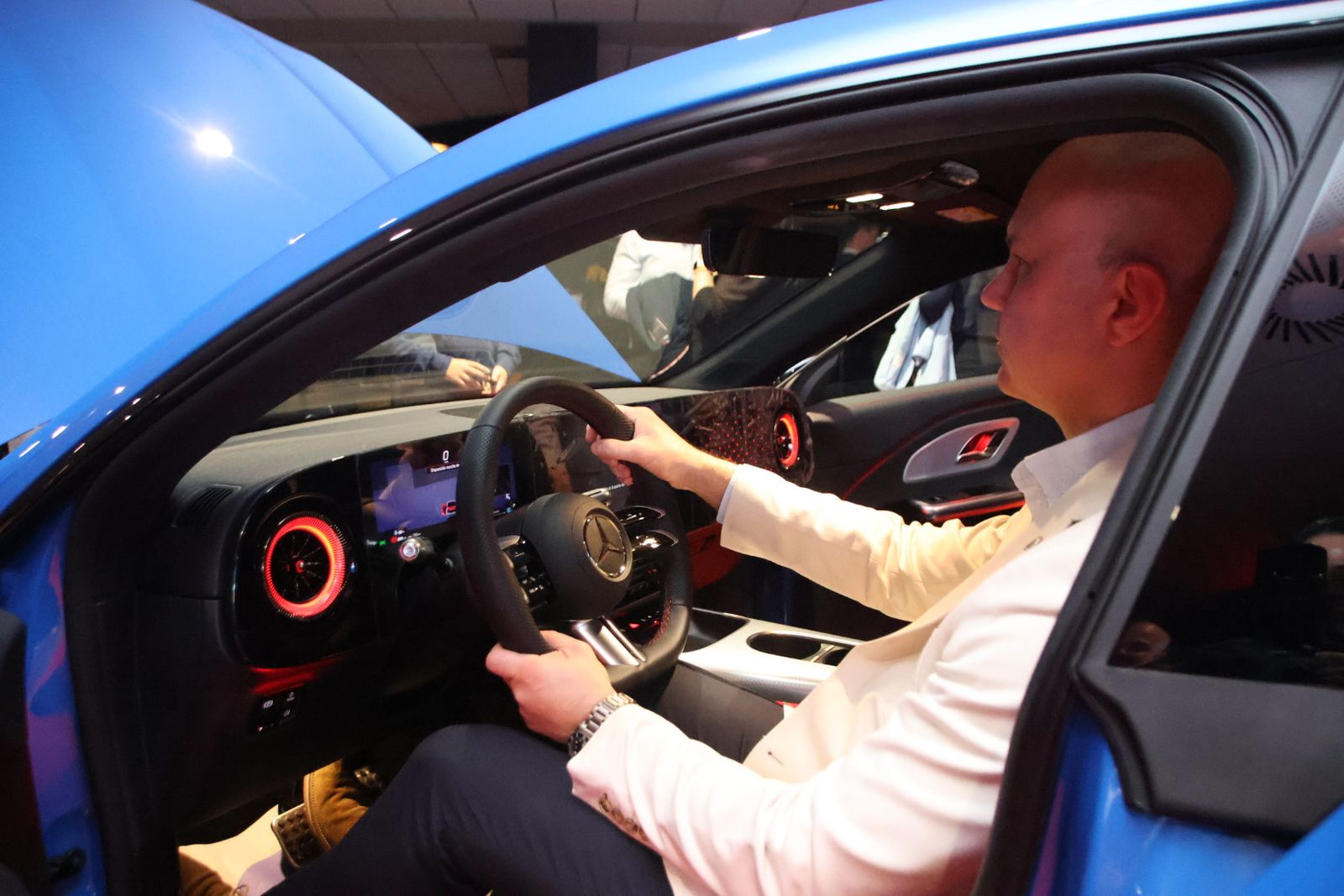 Presentación del nuevo Mercedes CLA 100% eléctrico en Adarsa Salamanca