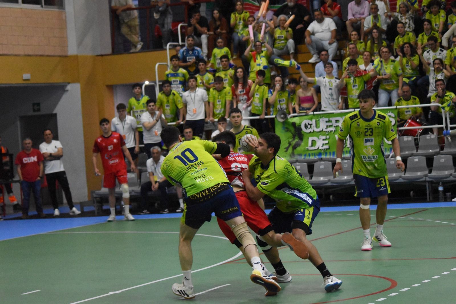 whatsapp-image-2025-05-16-at-21-55-23