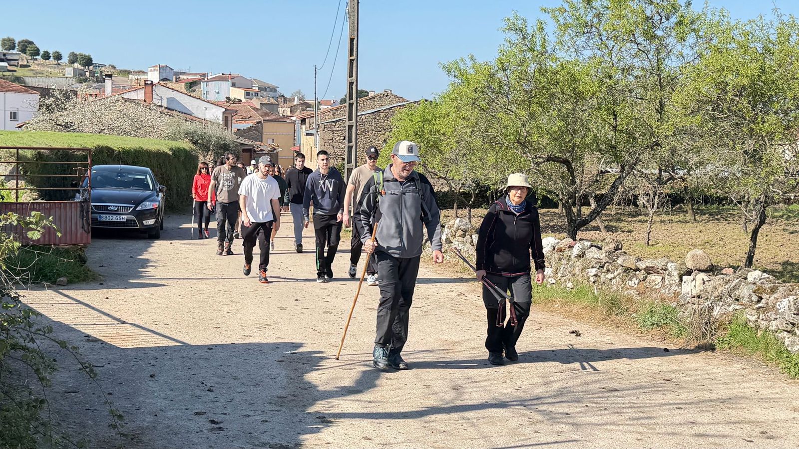 Marcha senderiesta mieza