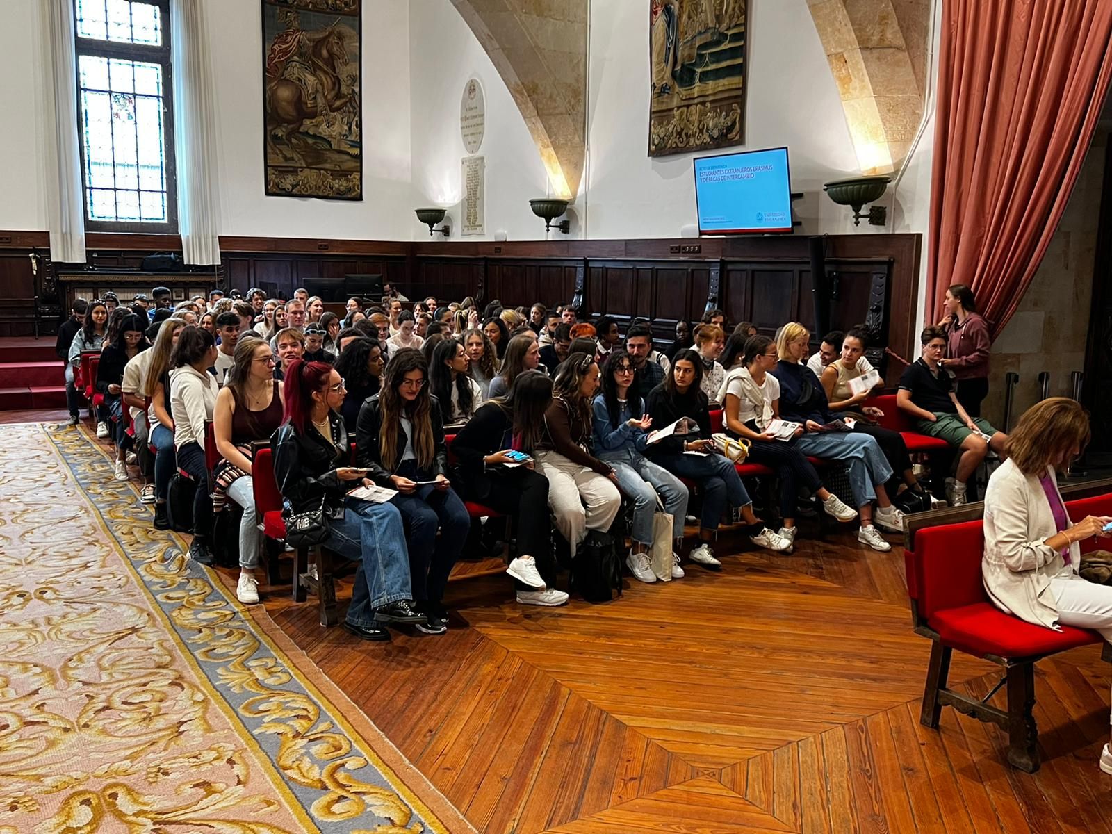 Acto de bienvenida a estudiantes de los programas Erasmus y de movilidad internacional en la USAL