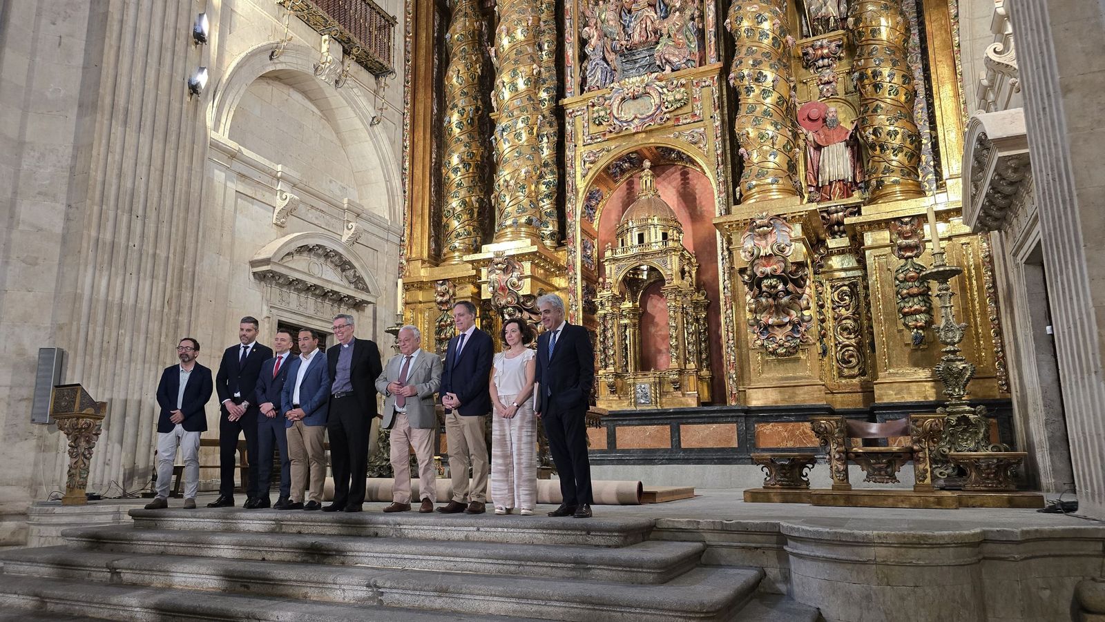 Actuación de conservación y limpieza de los retablos de la Iglesia de La Clerecía