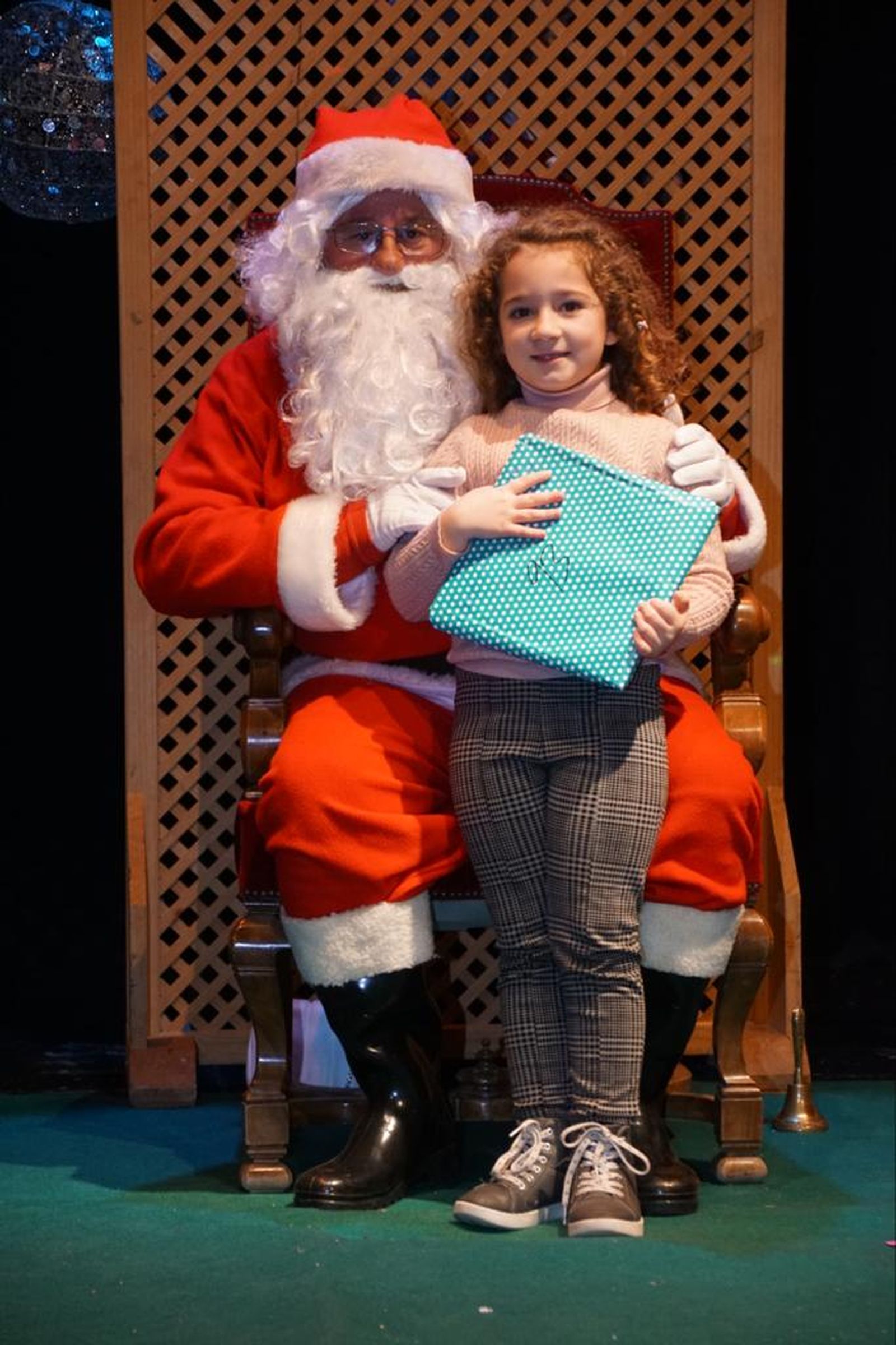 b8b539ef-5253-457c-9530-a4a0e35c0920