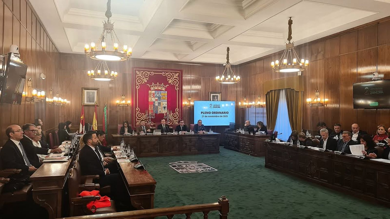 Celebración del pleno ordinario de noviembre de la Diputación de Zamora