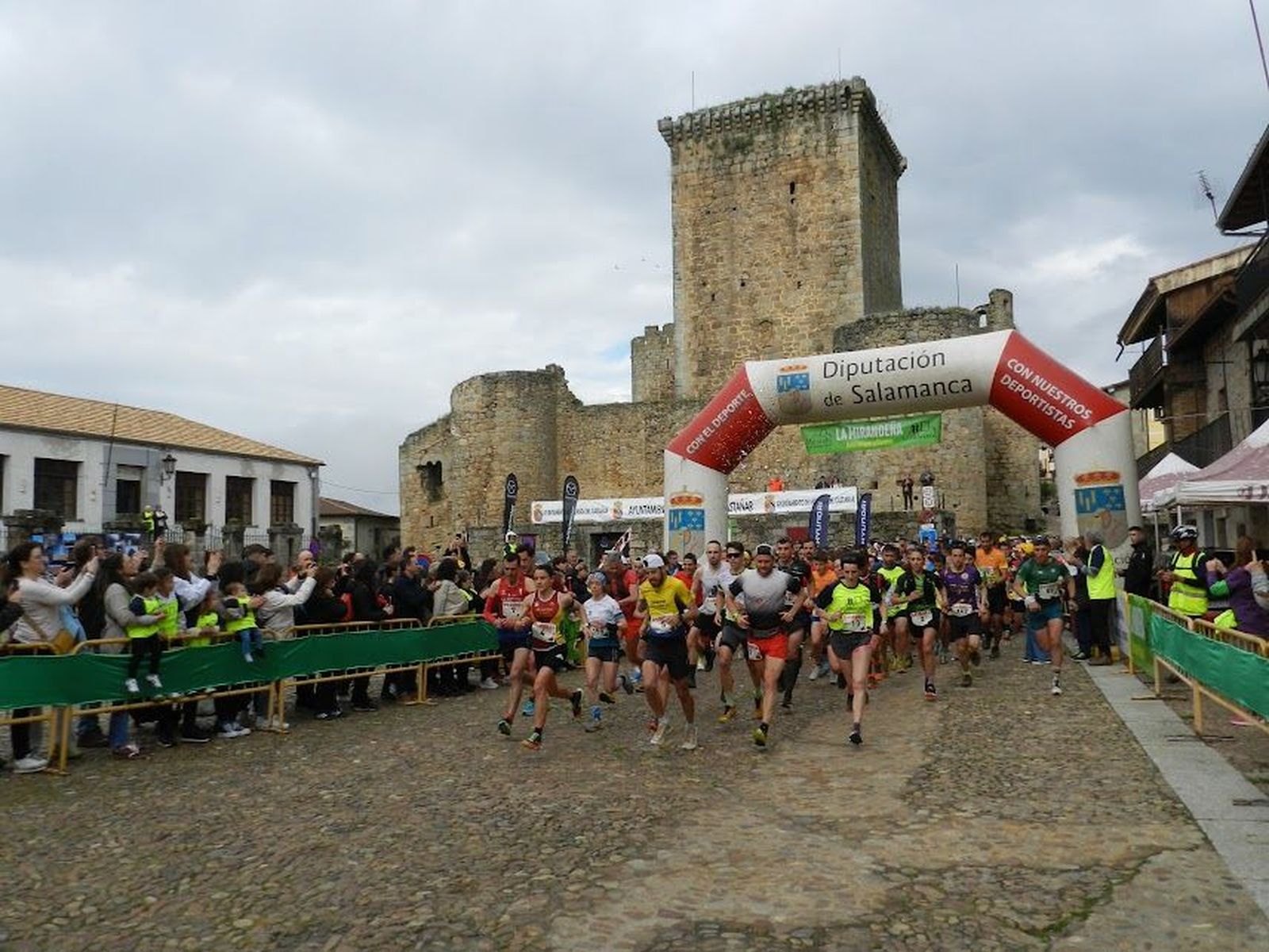 Trail La Mirandeña Entre Bosques y Blasones
