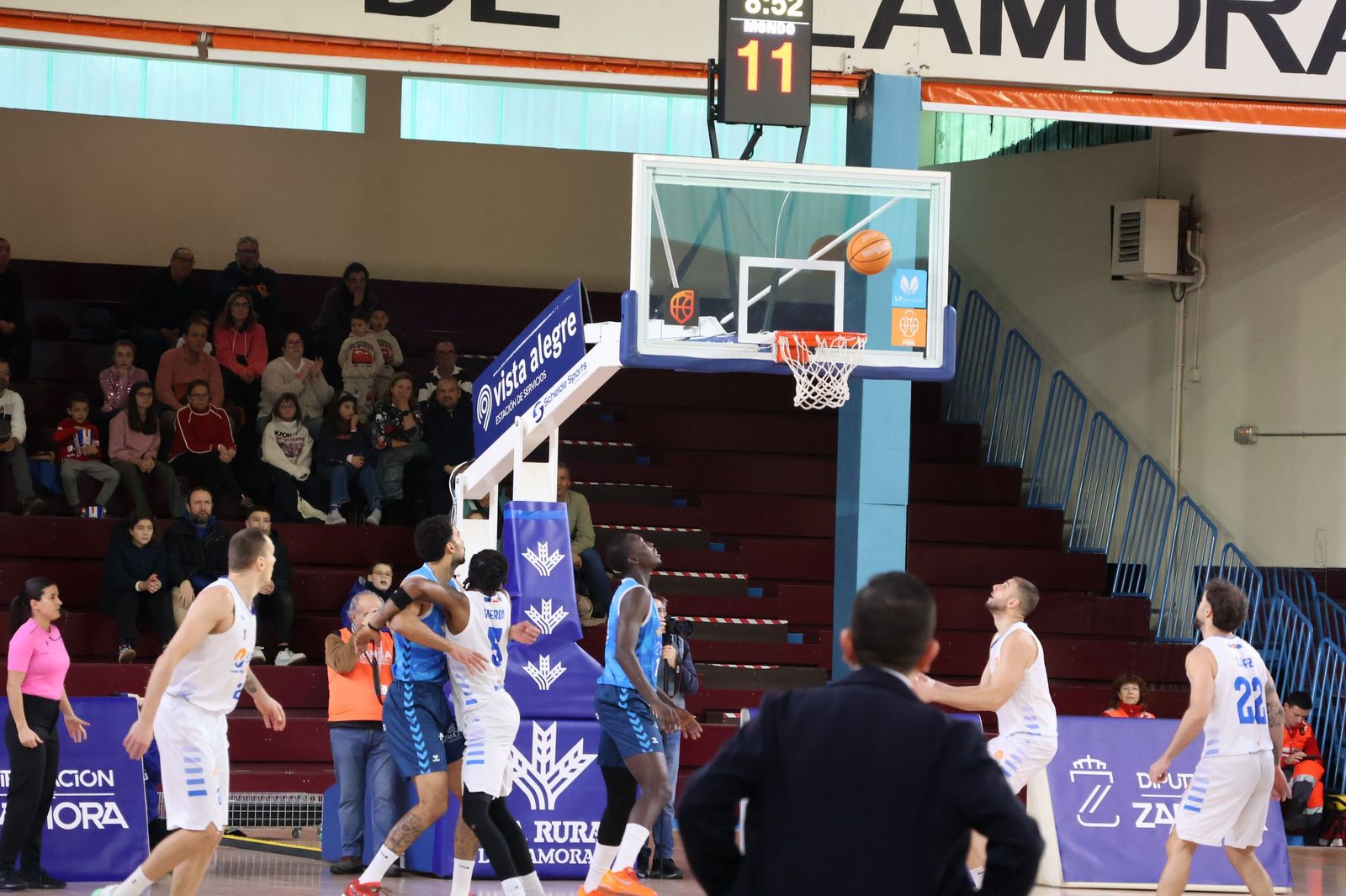 GALERÍA | El CB Zamora recibe al Melilla Baloncesto en busca de la victoria en su primer partido del año