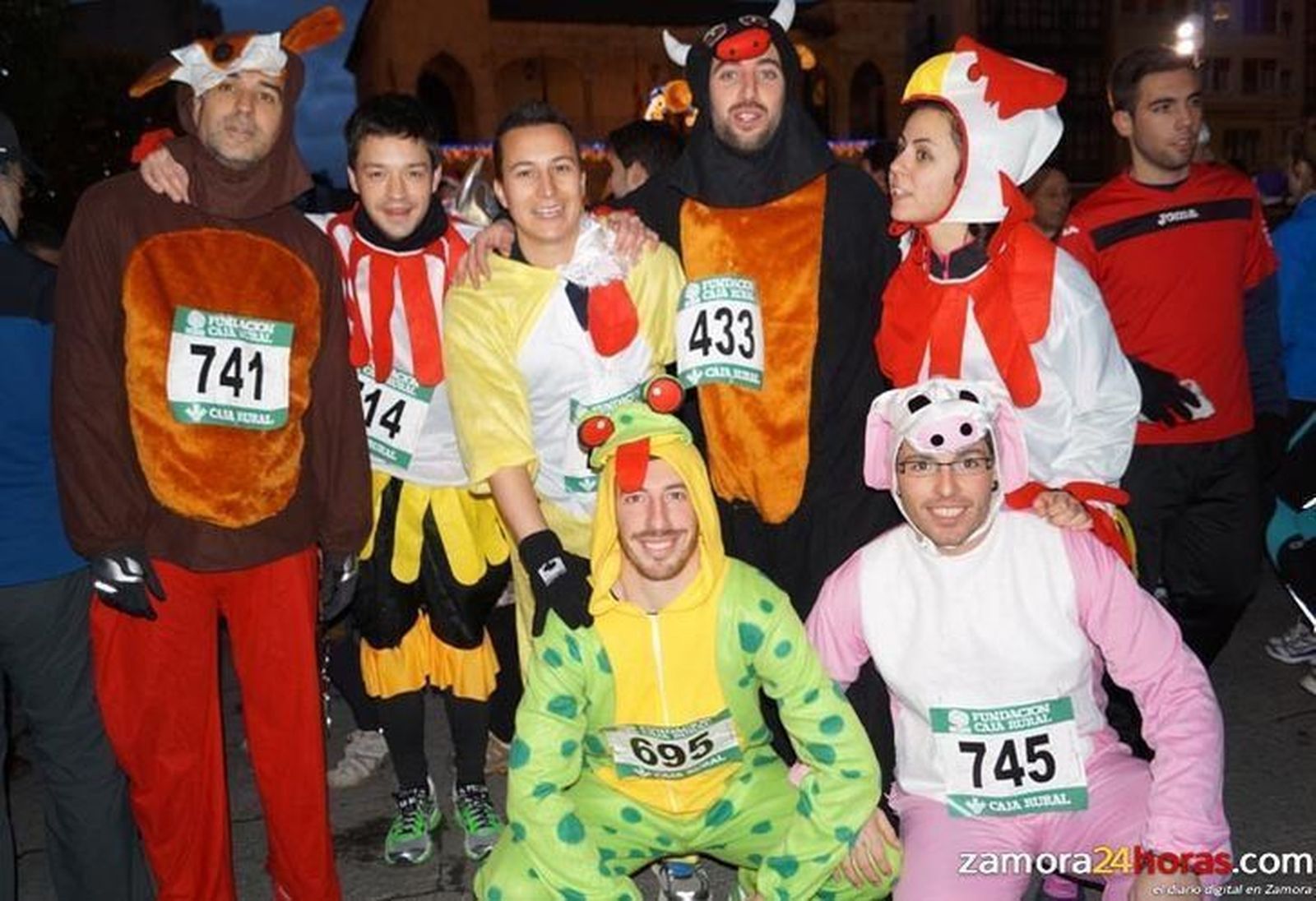 La San Silvestre también fue una fiesta de disfraces