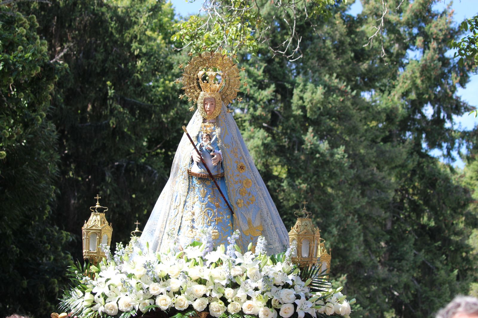 Béjar, misa y procesión en el santuario de Nuestra Señora del Castañar