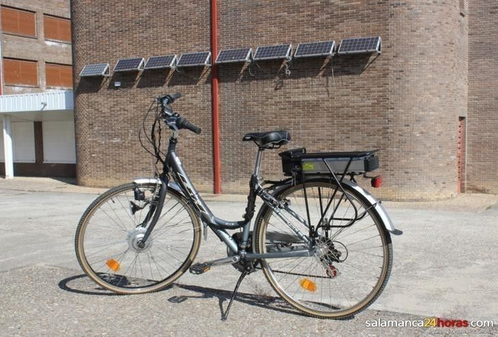 Tod@vía pone en marcha una instalación de carga para vehículos eléctricos