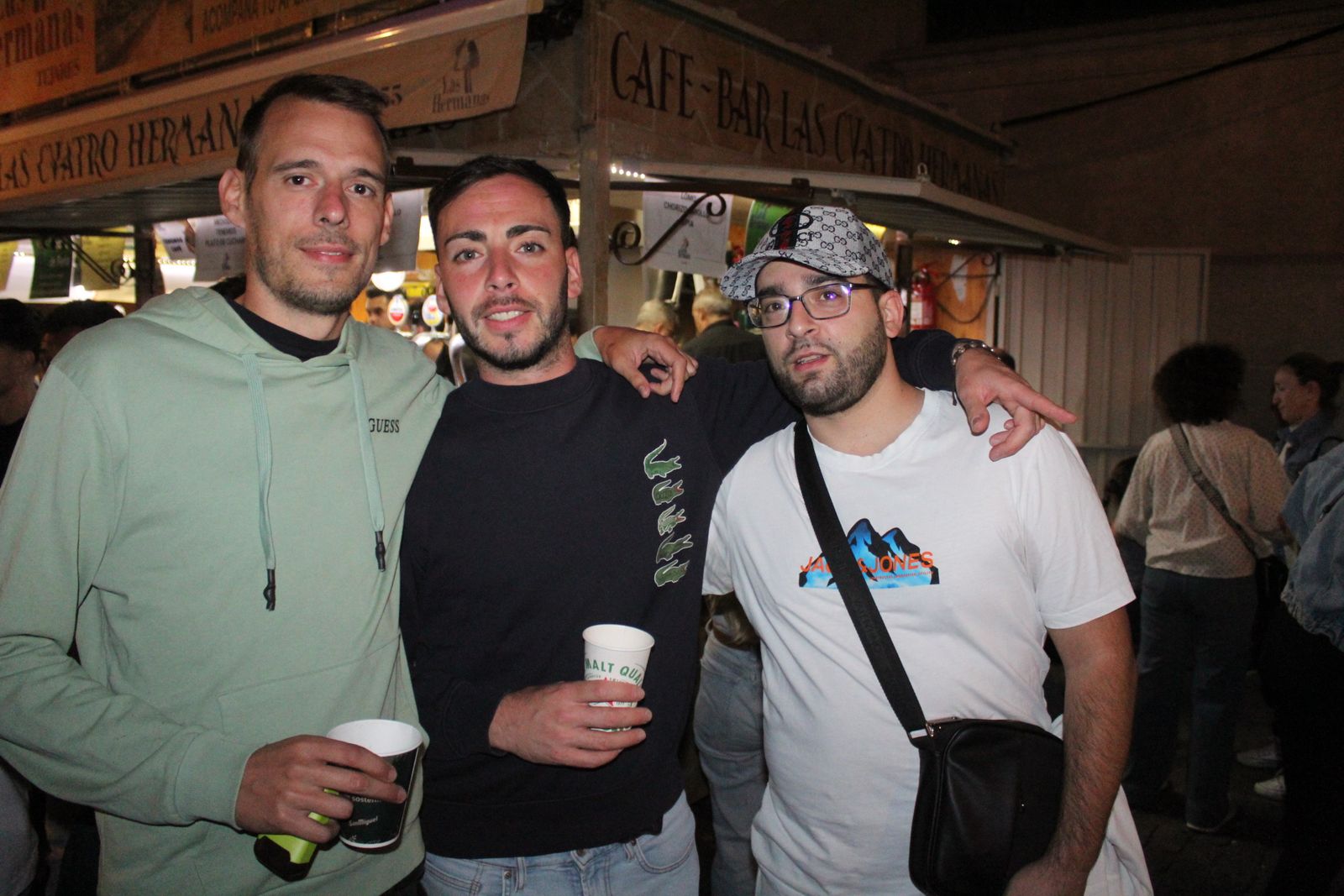 Ambiente en la Feria de Día en la tarde de este jueves