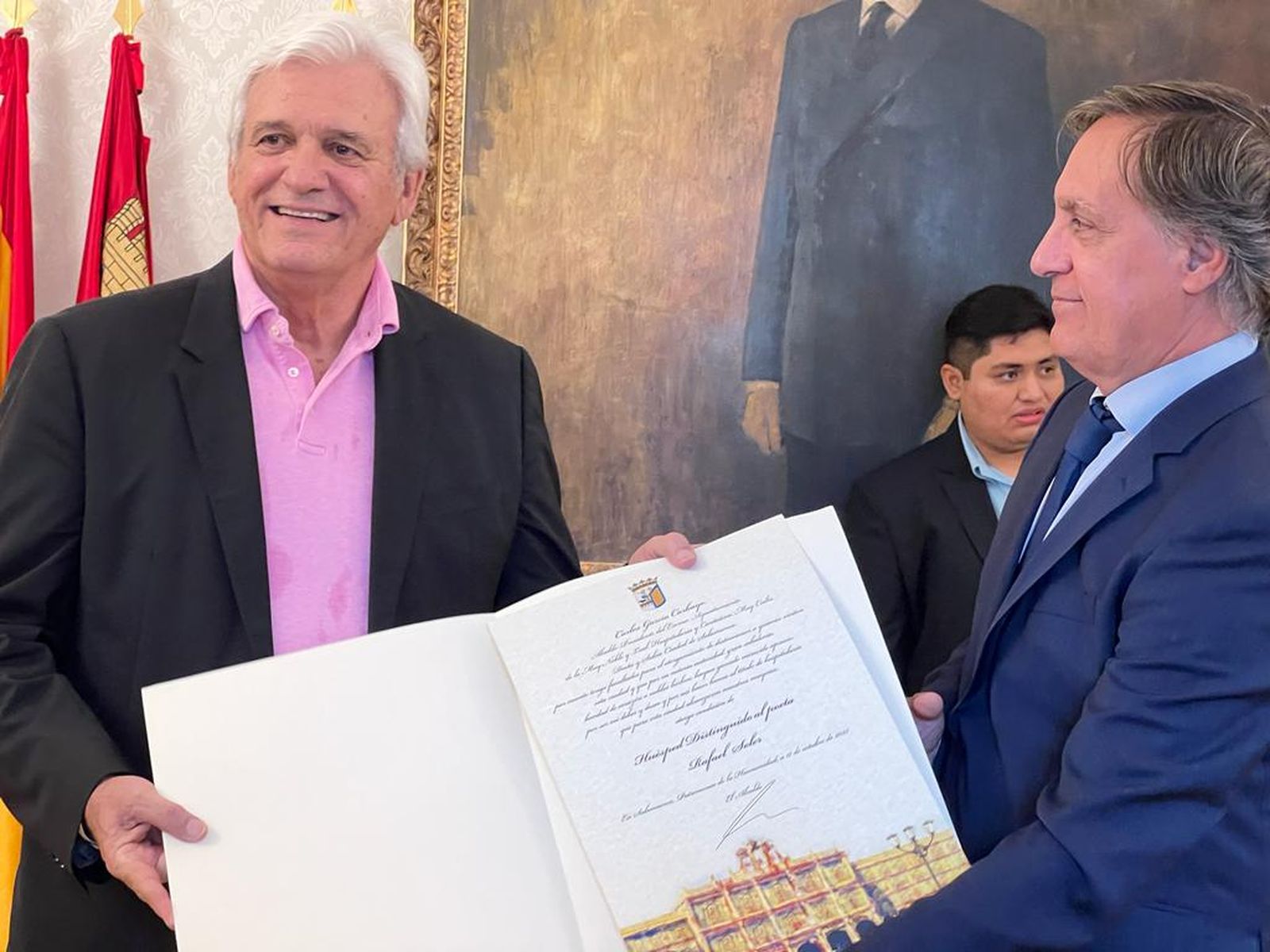 salamanca-concede-el-titulo-de-huespedes-distinguidos-a-los-poetas-rafael-soler-y-alejandro-rejon-foto-s24h-1