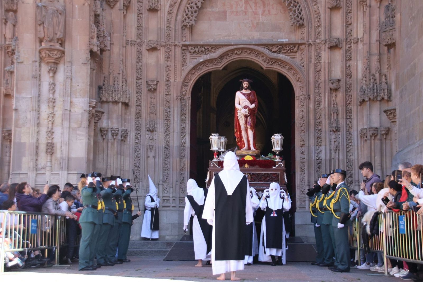 Procesión de la Hermandad de Nuestro Padre Jesús del Vía Crucis