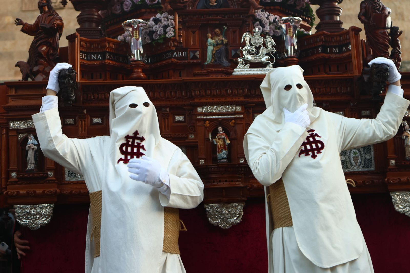 Procesión de la Cofradía Penitencial del Rosario