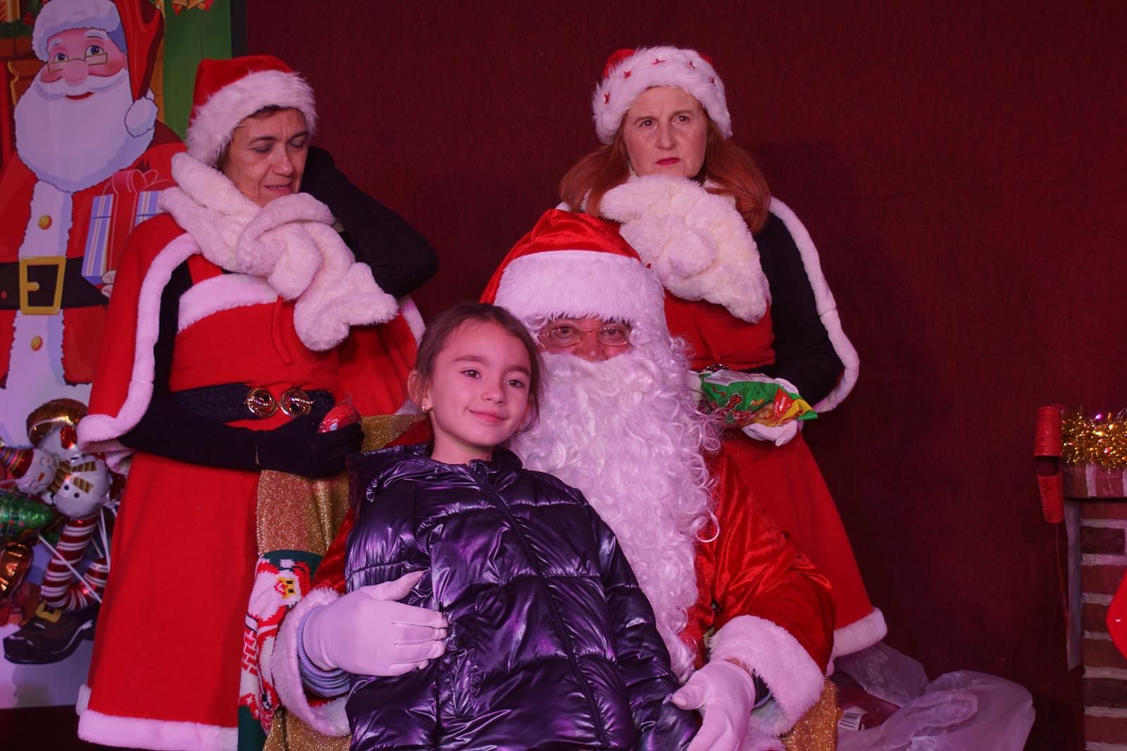 El Encinar recibe la visita de Papa Noel