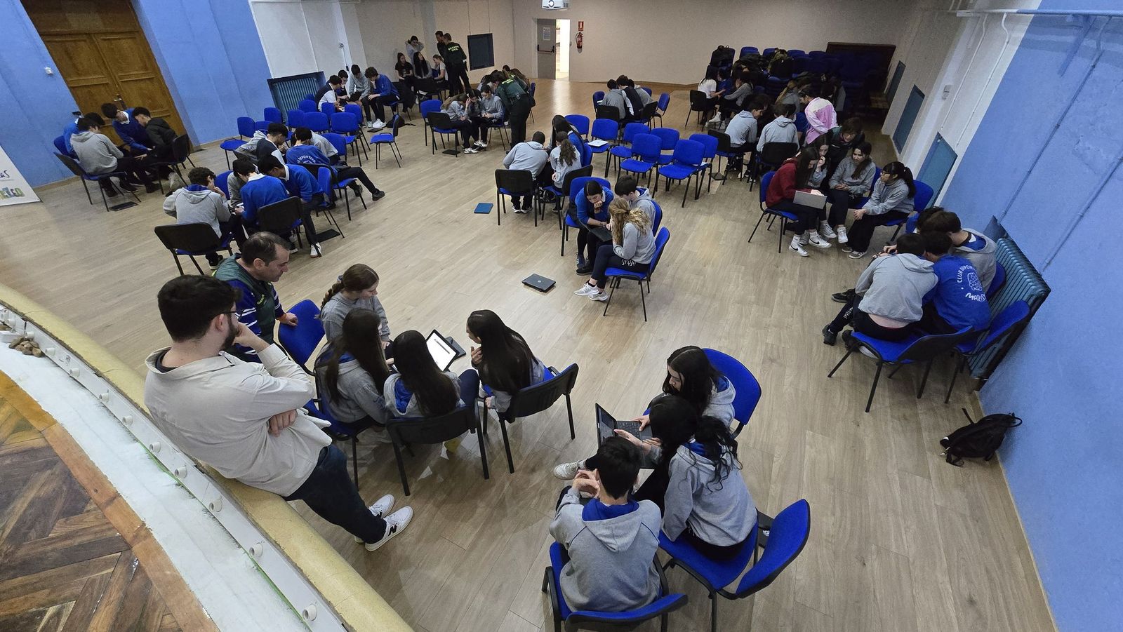 Reportaje ciberliga con Guardia Civil en Maristas