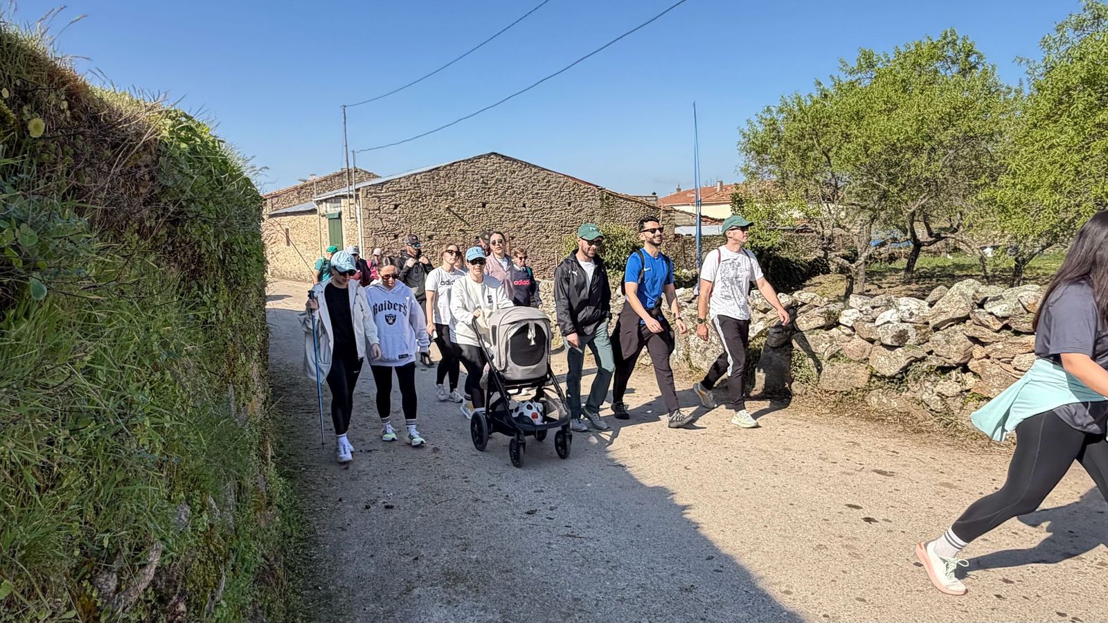 Marcha senderiesta mieza