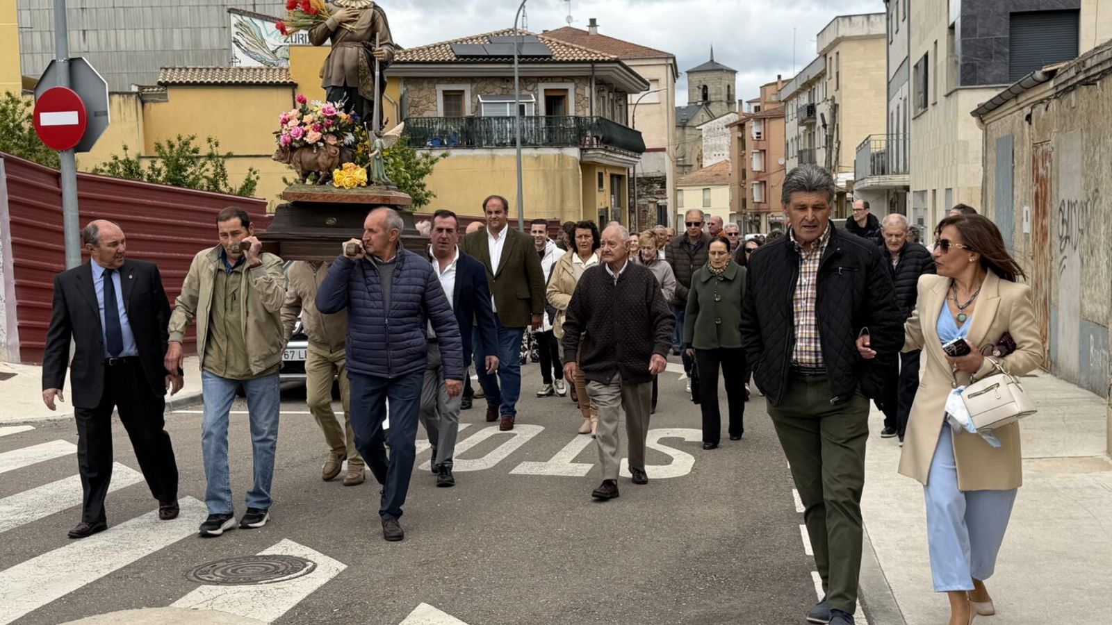 Guijuelo saca en procesión a San Isidro Labrador