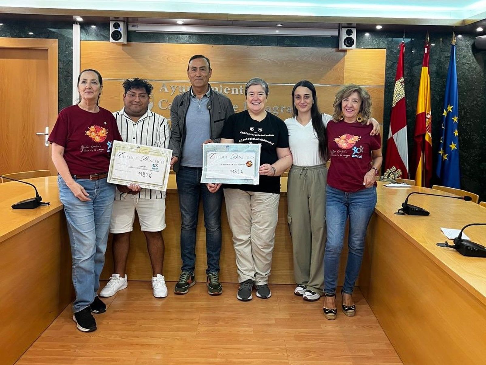 ENTREGA CHEQUES PAELLA SOLIDARIA FIESTAS