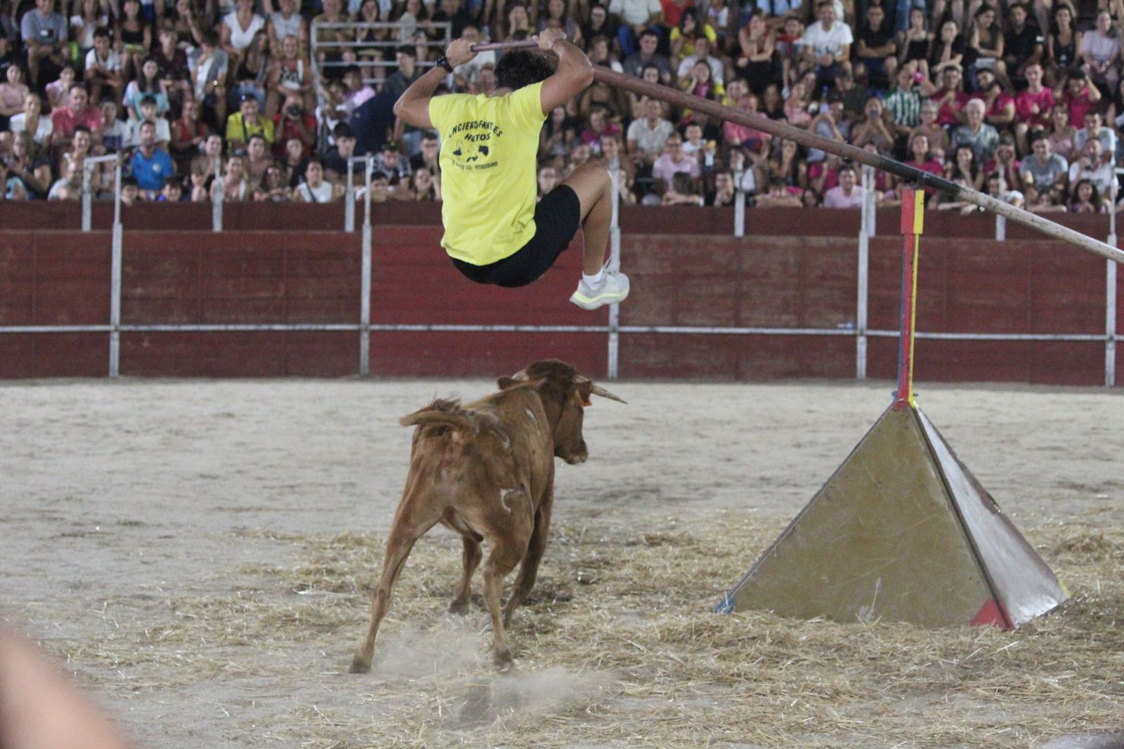 Así se ha vivido el Grand Prix de Carbajosa de la Sagrada y la posterior vaquilla