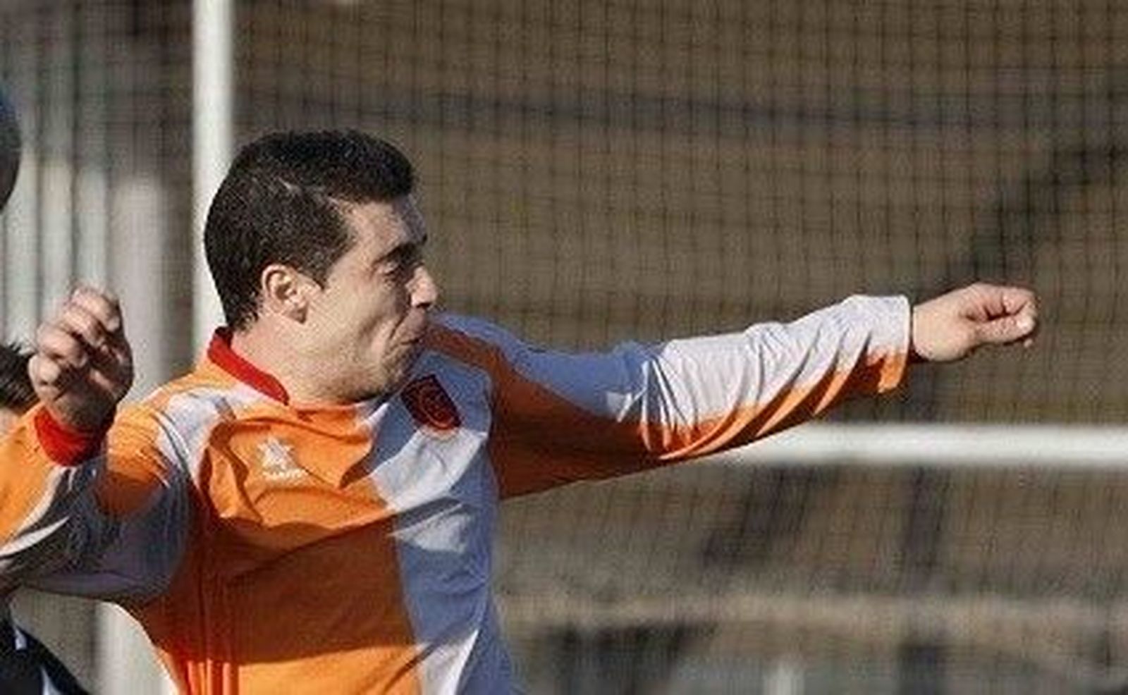 Un Carbajosa con la pólvora mojada se deja dos puntos en casa