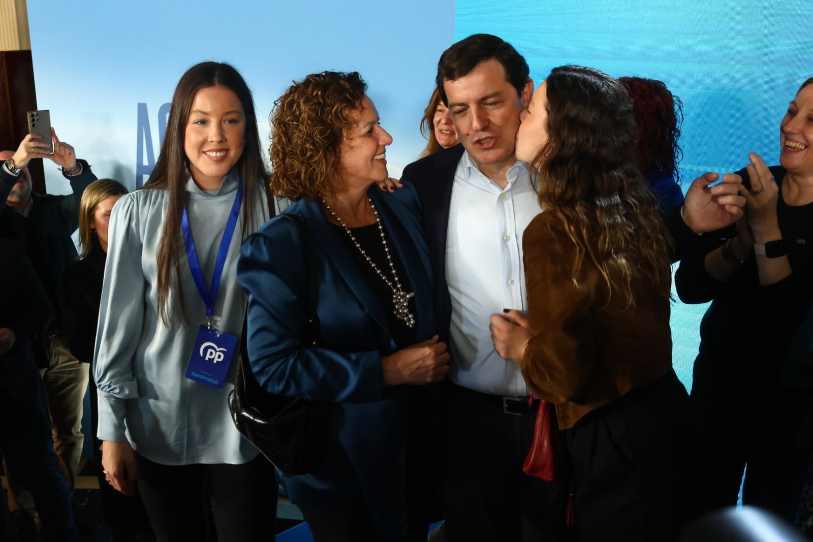 Mañueco celebra su triunfo en Salamanca en las Elecciones a las Cortes de Castilla y León 2026