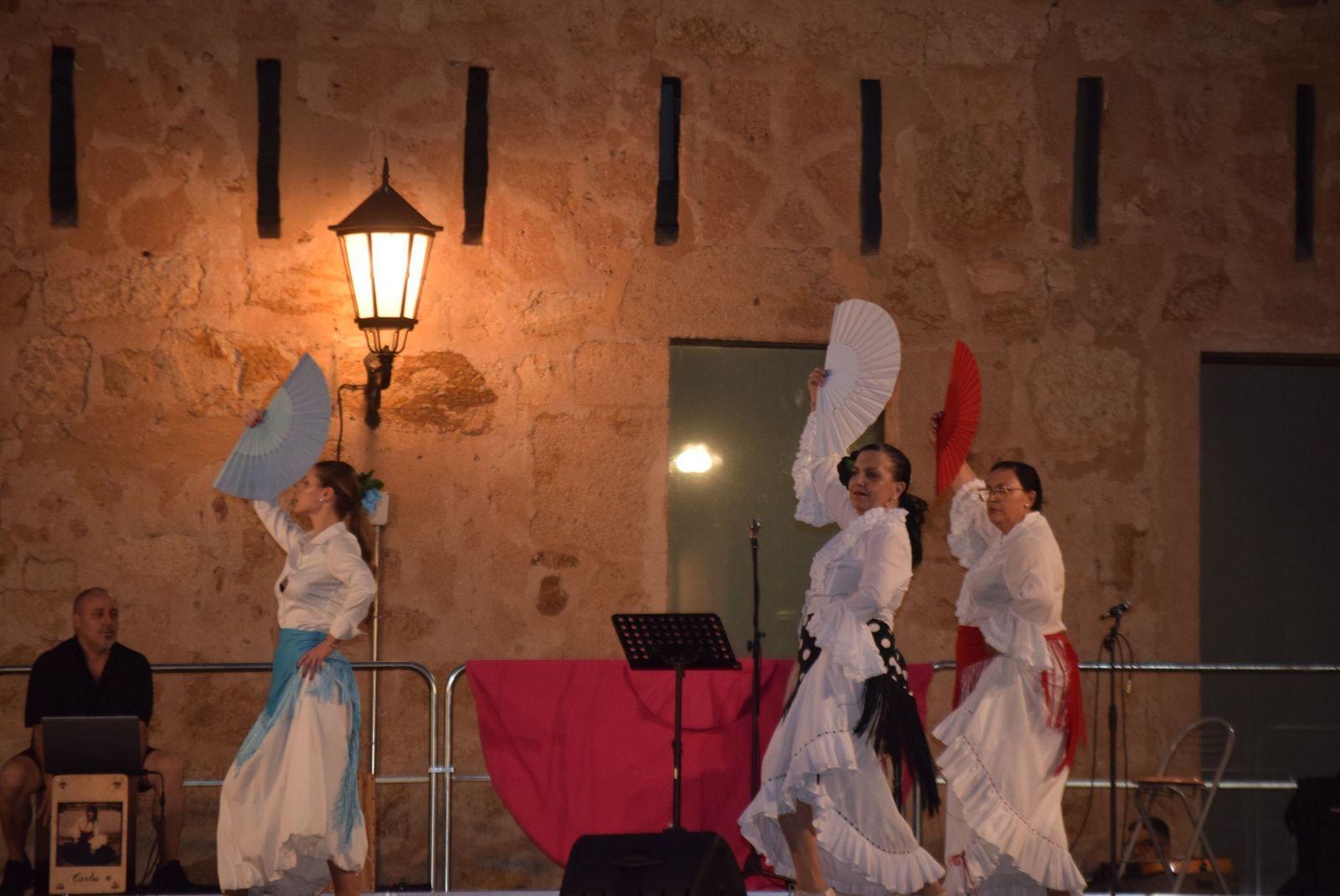 Arte rociero a los pies de la Catedral