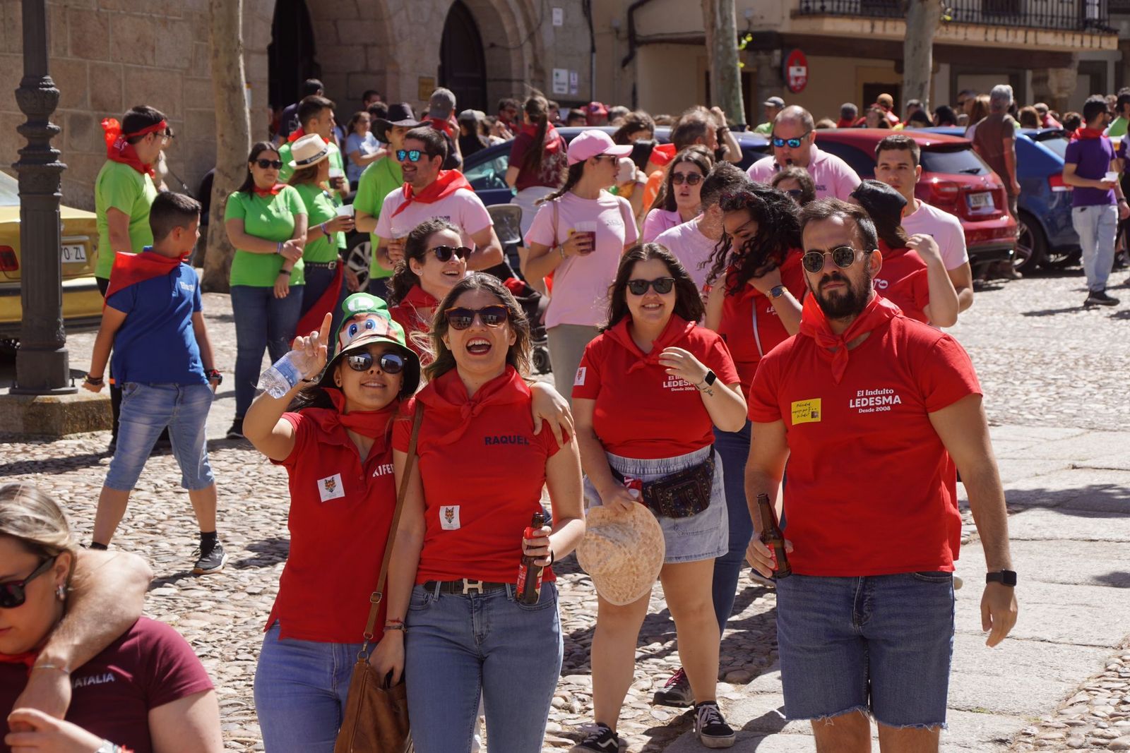 ledesma-calienta-motores-para-los-espantos-con-el-reparto-de-panuelos-y-la-salida-de-los-toros-del-prao-de-la-villa-47