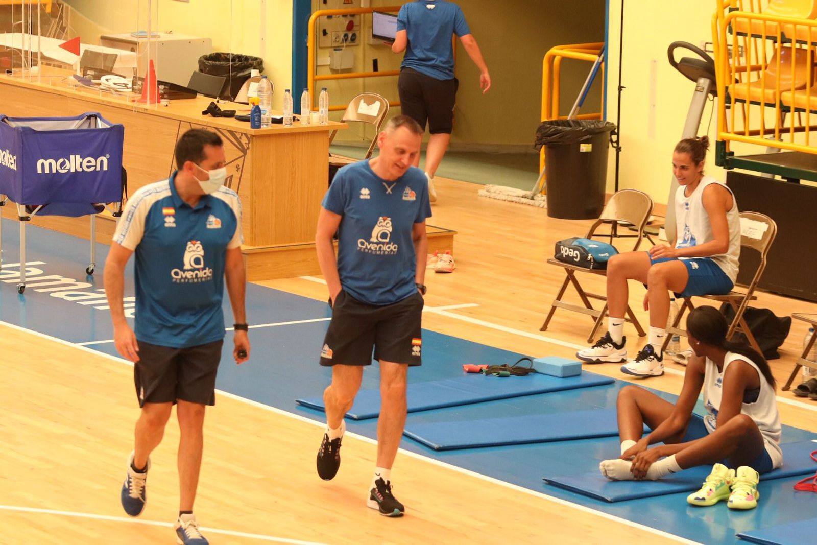 inicio-de-los-entrenamientos-del-perfumerias-avenida-temporada-2021-2022-10