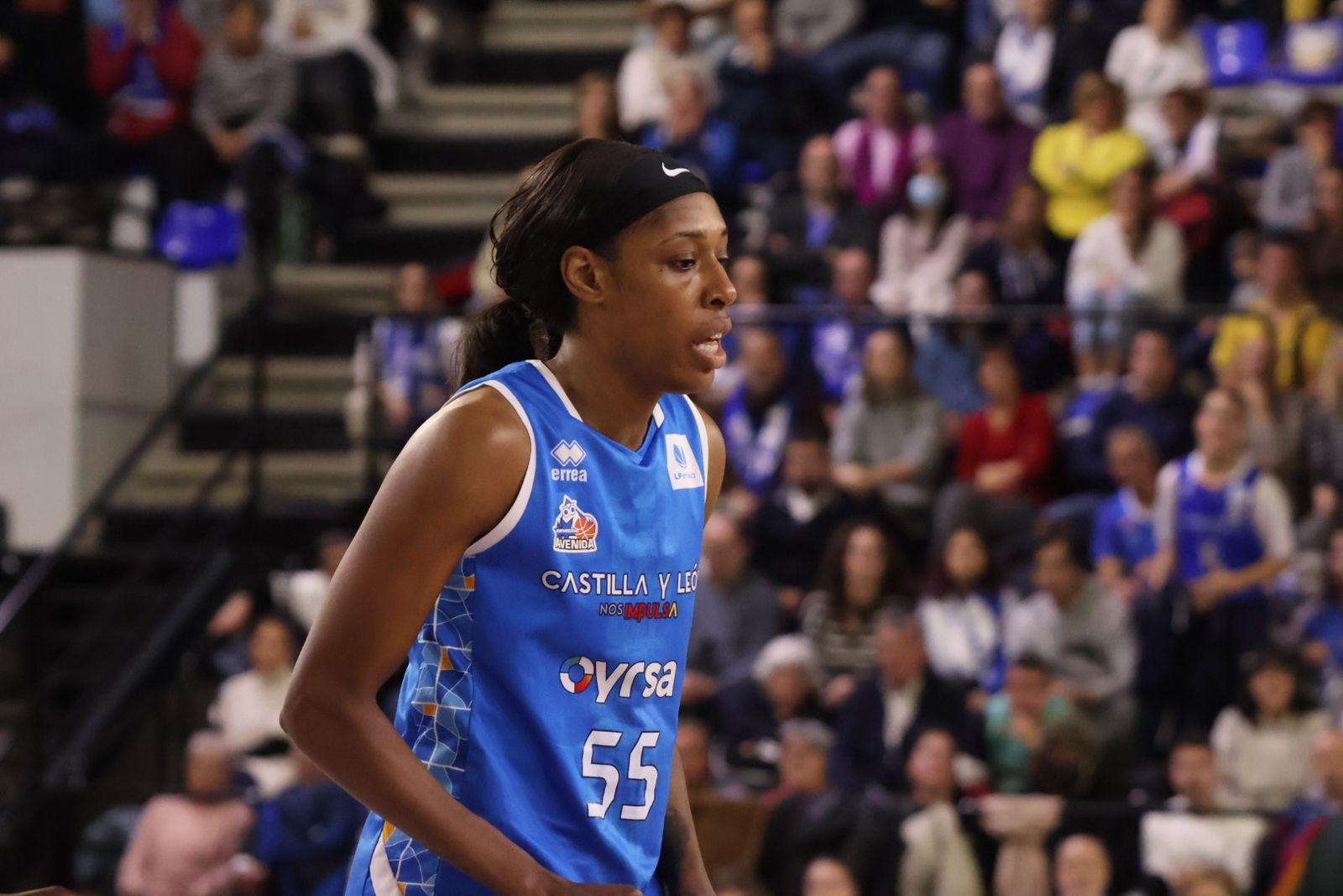 Perfumerías Avenida - Valencia Basket