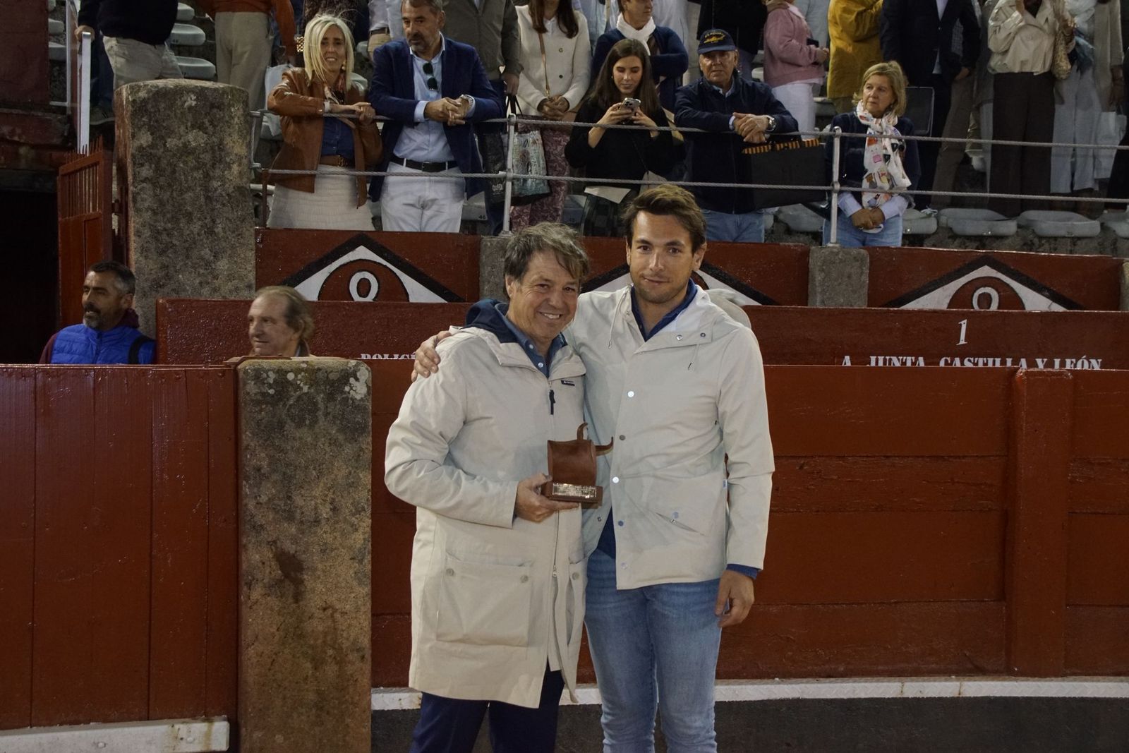 La corrida concurso para despedir la feria con Morante, Talavante y Borja Jiménez: imágenes de los mejores momentos en La Glorieta