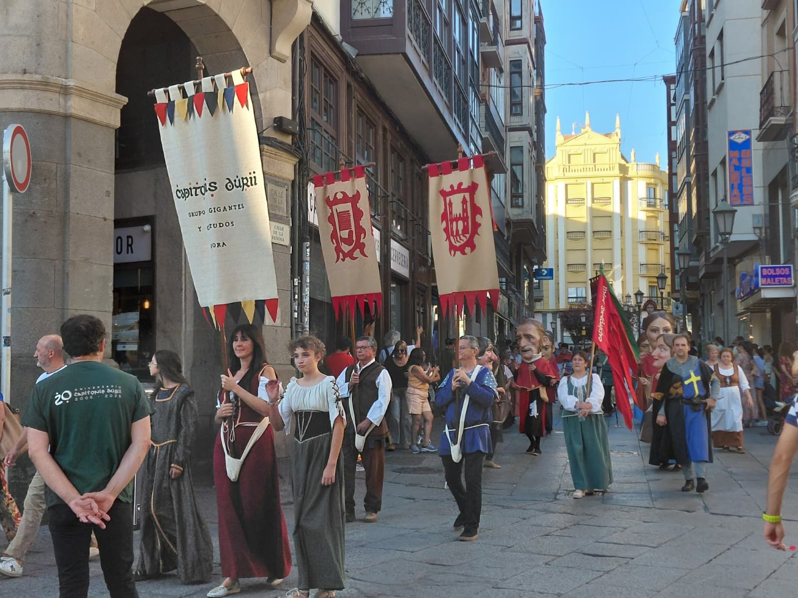 Pasacalles de Cabezudos y Gigantes “El cerco de Zamora” de Capitonis Durii 2025