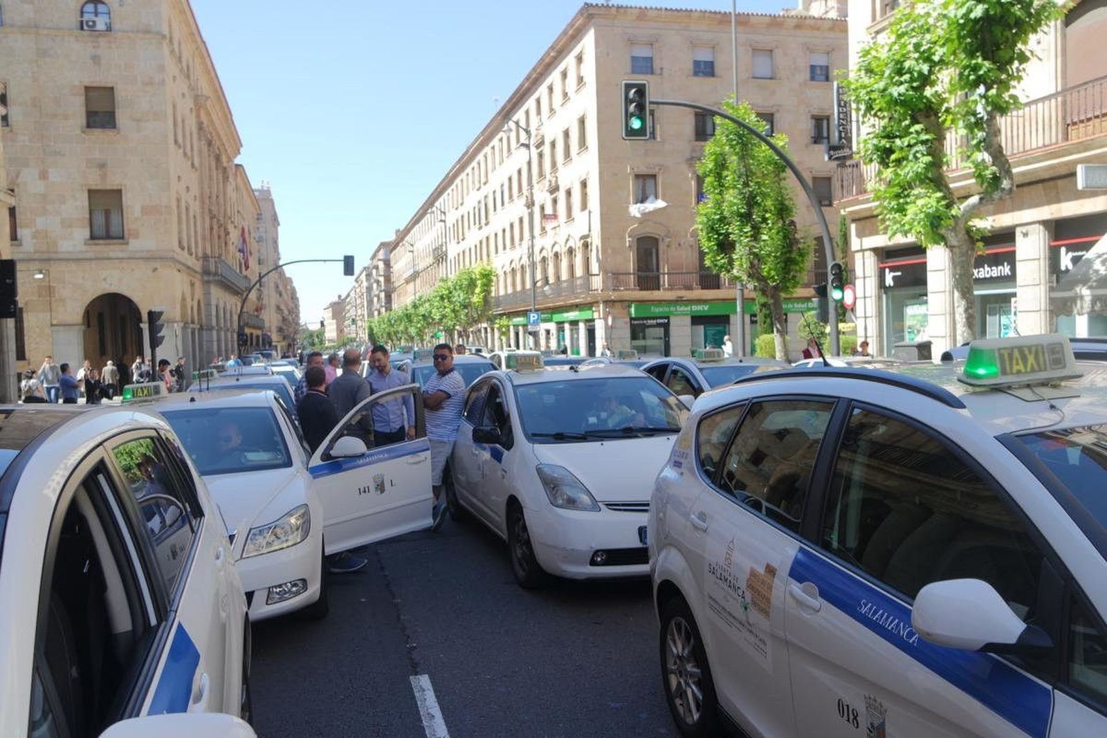 Concentración de los taxistas por la competencia desleal