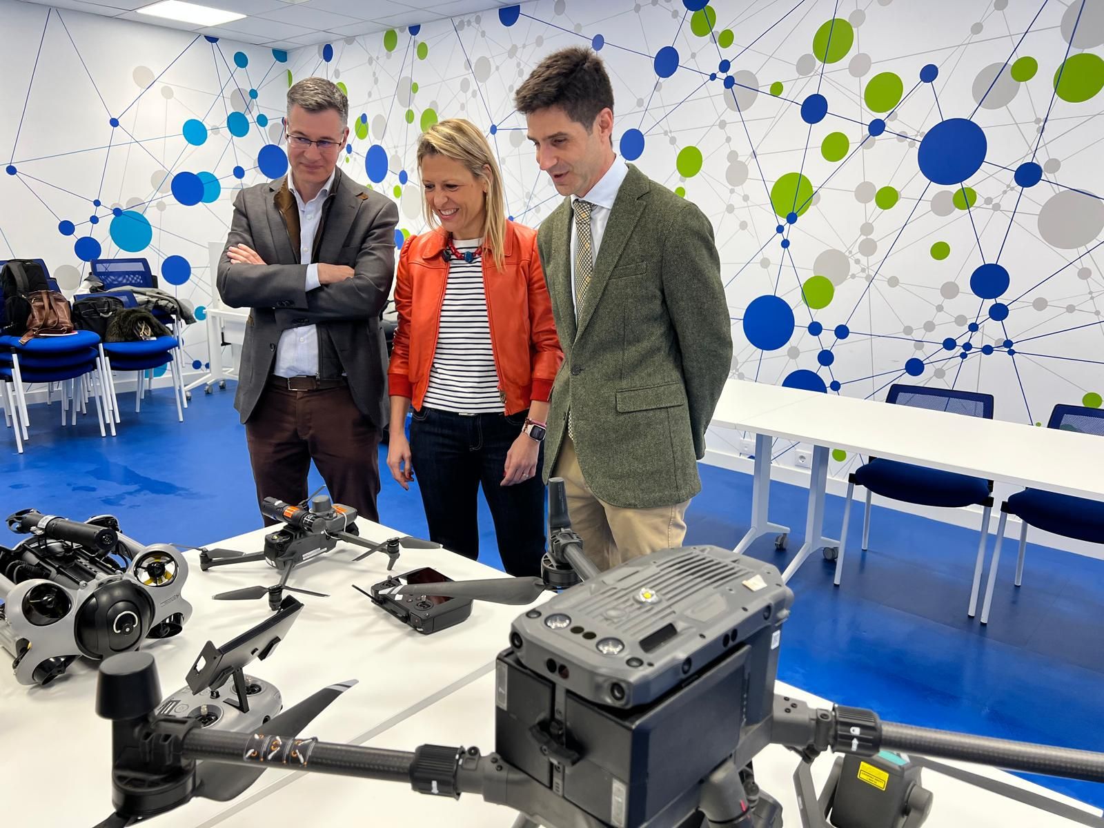 Equipo de drones y presentació de las innovaciones tecnológicas en el abastecimiento de agua de Salamanca