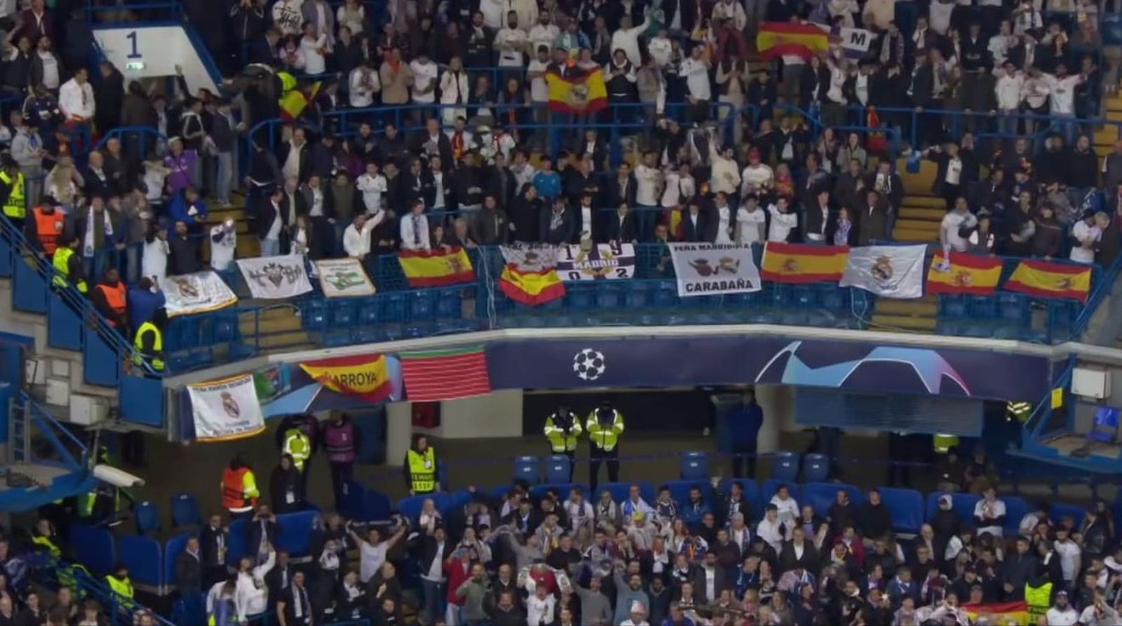 Bandera de Zamora en Stamford Bridge