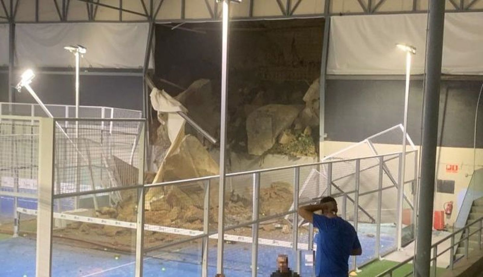 Pistas de pádel, ubicadas en la avenida Río Tormes