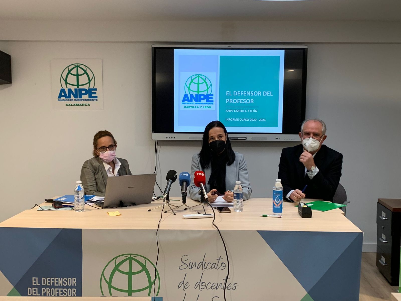 ANPE ha presentado en la mañana de este lunes el informe de convivencia en los centros educativos de Castilla y León. ANPE ha presentado en la mañana de este lunes el informe de convivencia en los centros educativos de Castilla y León.
