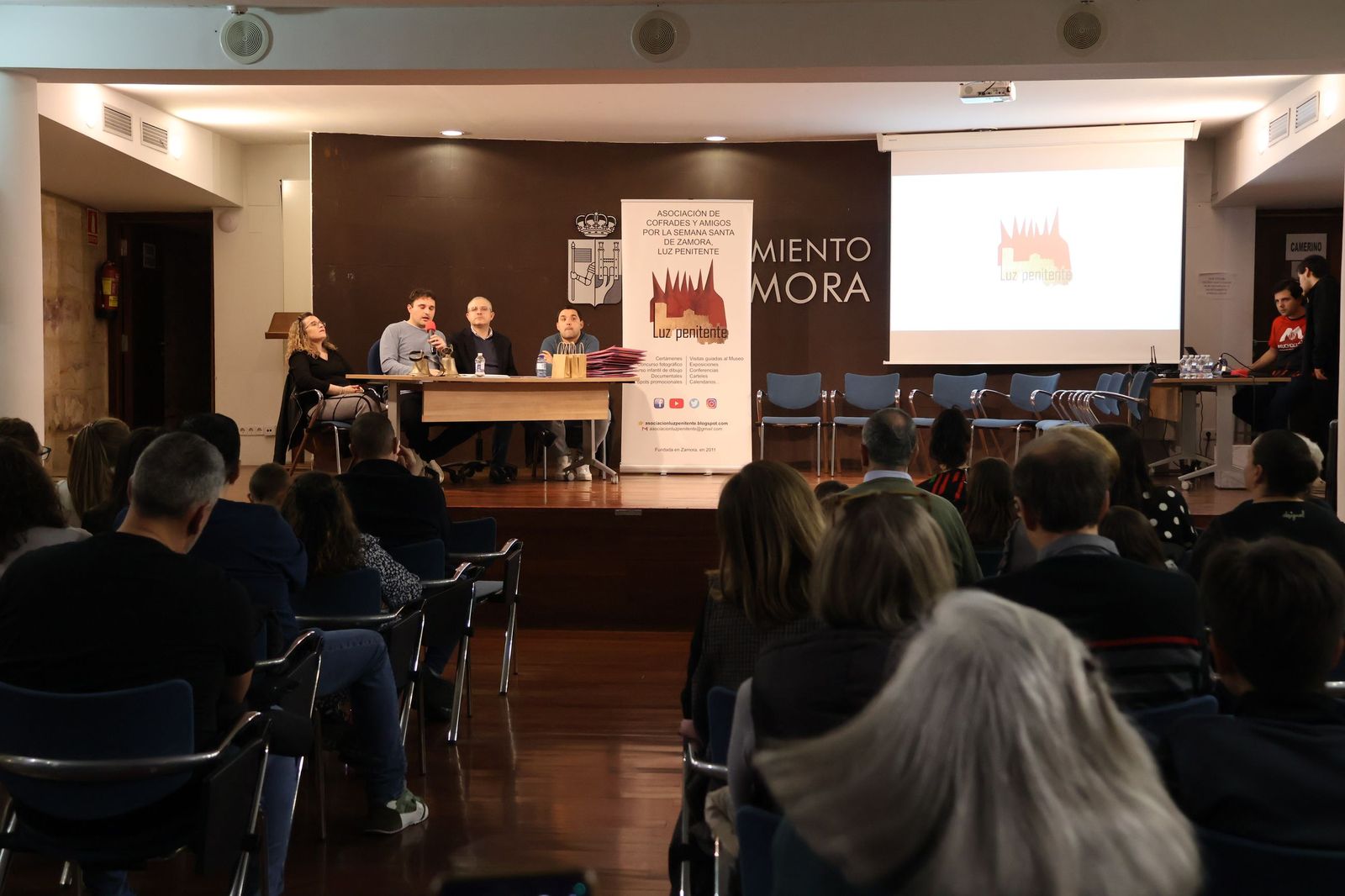 GALERÍA | La Asociación Luz Penitente reparte los premios del VIII Concurso de Dibujo Infantil